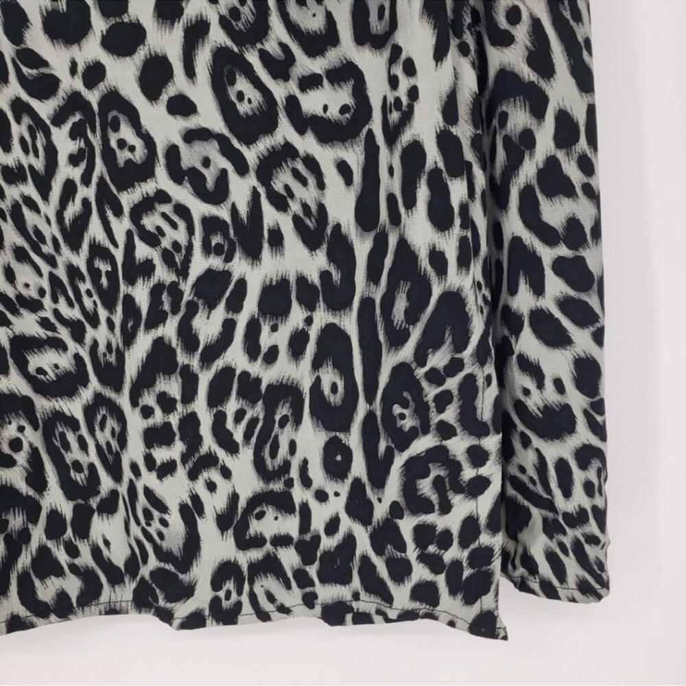 Motel Leopard Print Sheny Mini Skirt XS Off Center Slit Animal Gray Black - Picture 11 of 15